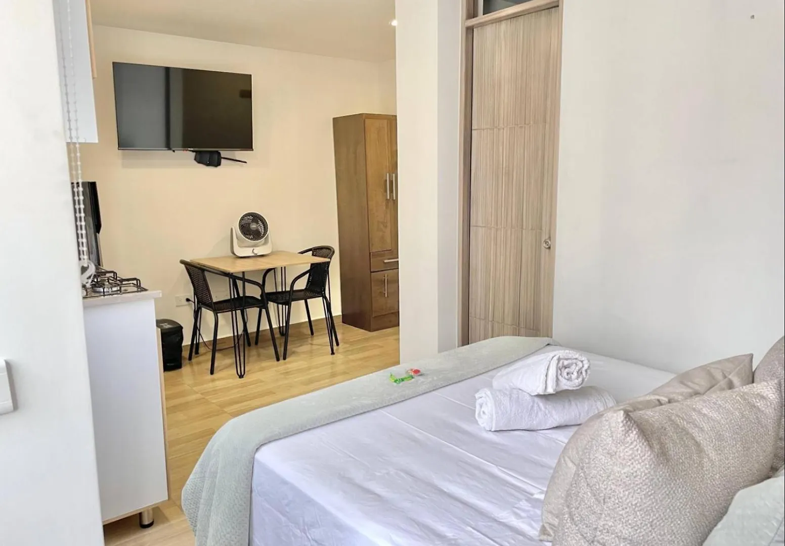 Casa Palmera Cozy Loft 301 Near Everything Envigado Apartment